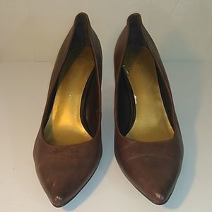 Ashley juddSz 9 brown leather 2 inch point